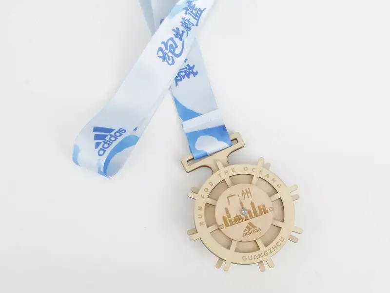 Exclusieve houten medailles